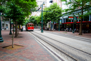 Historischer-Trolley-Downtown-Memphis