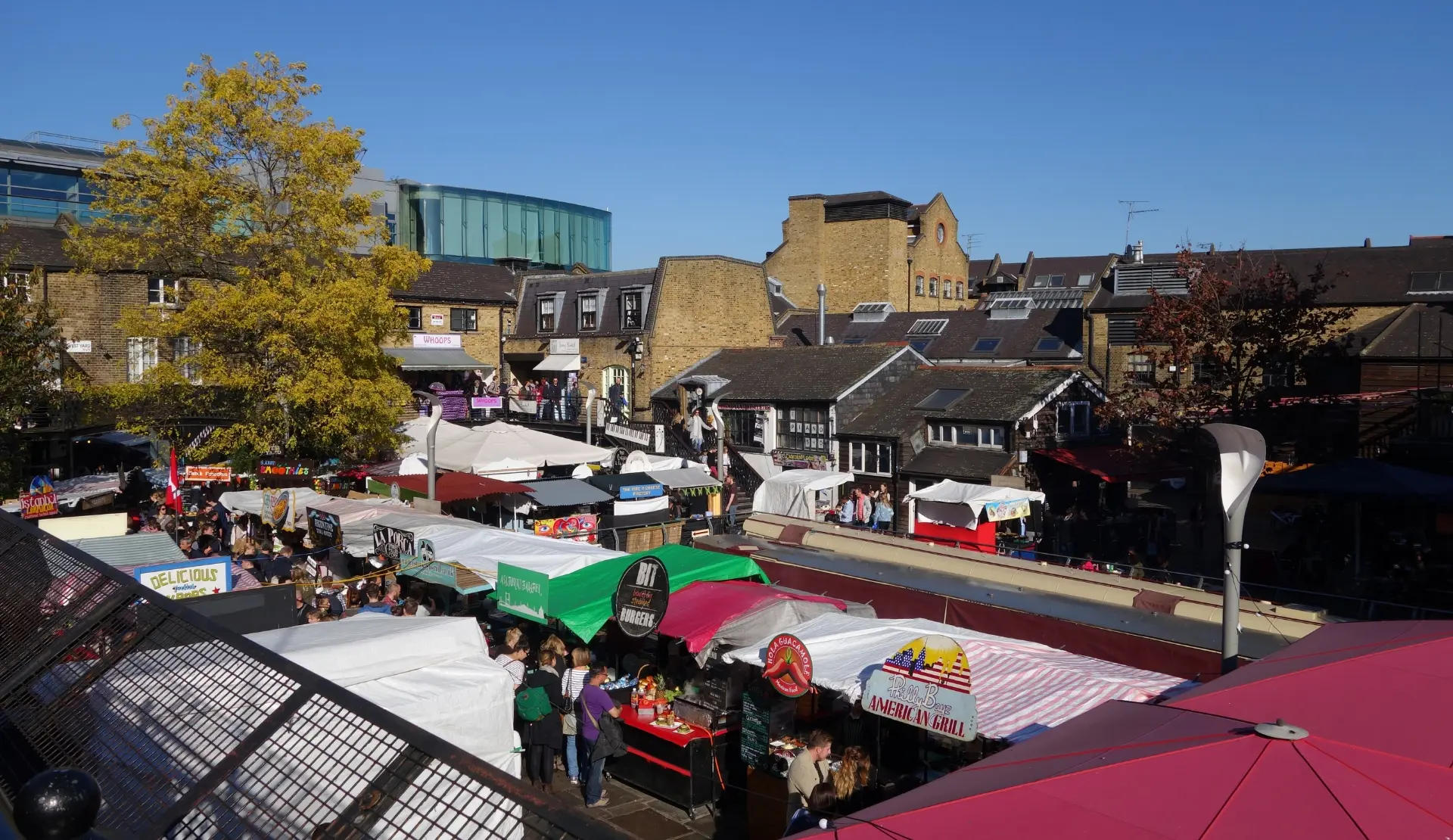 amden Market in London mit Marktständen von oben fotografiert