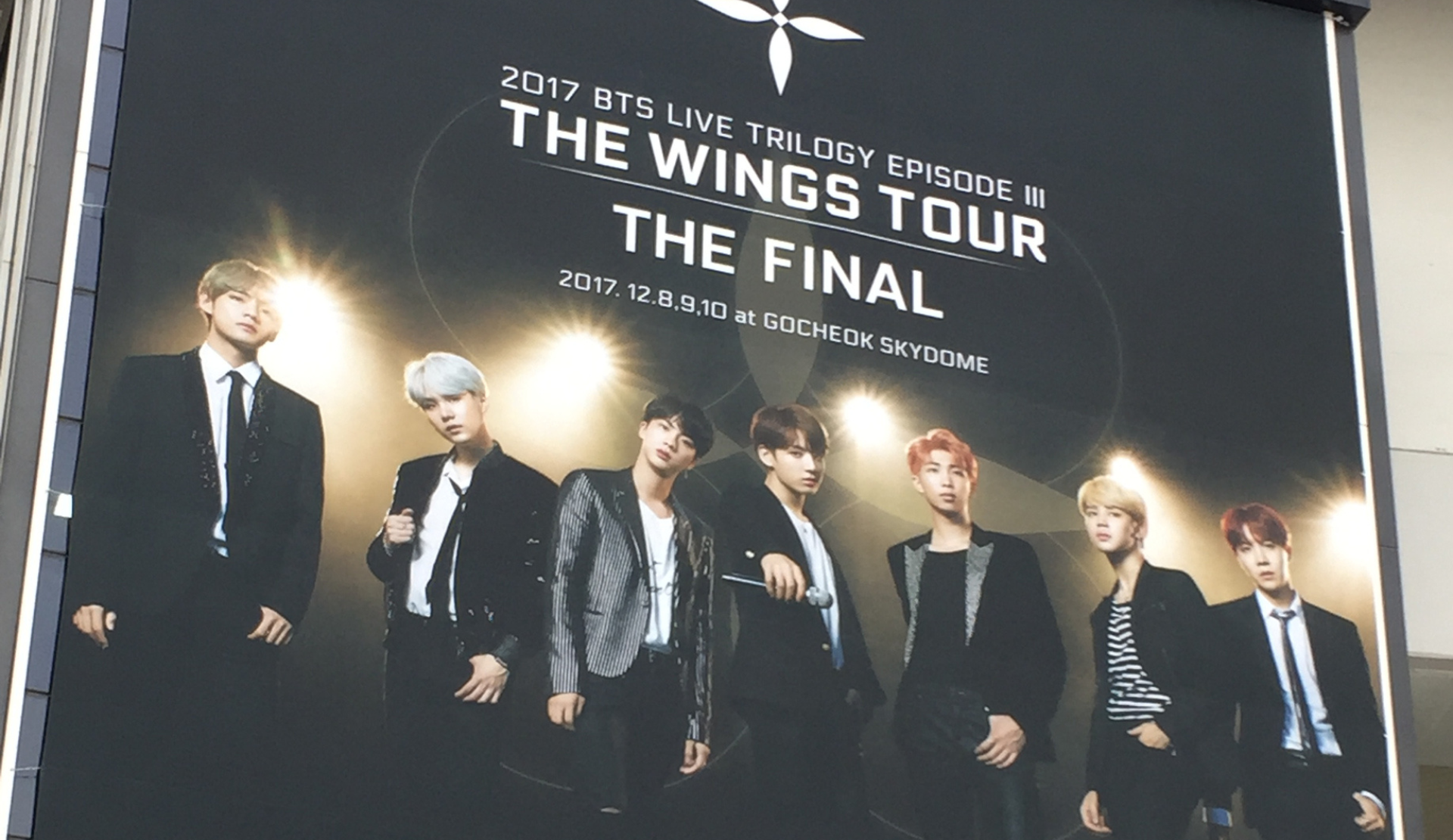 Plakat der BTS Wings Tour The Final 2017 im Gocheok Skydome Seoul