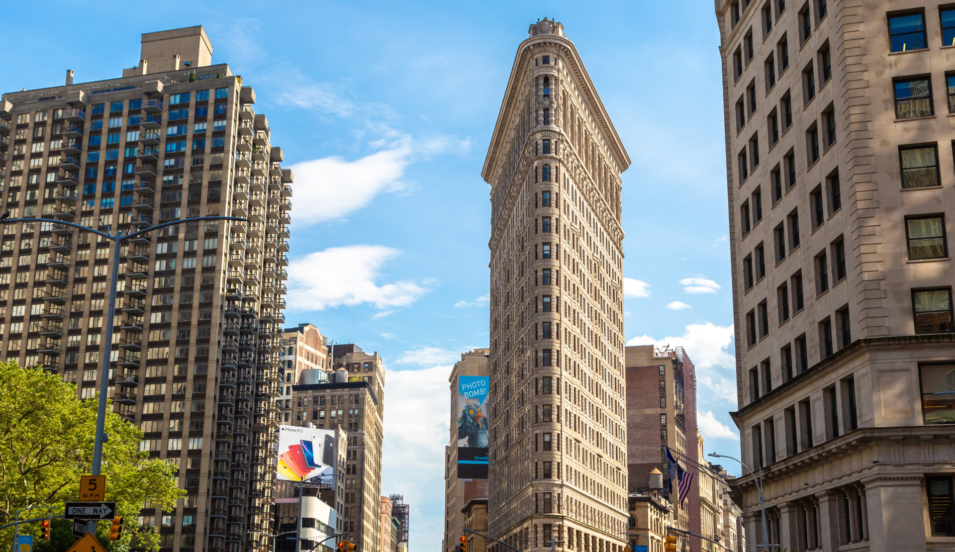 Flatiron Building in New York an der Kreuzung von Fifth Avenue und Broadway