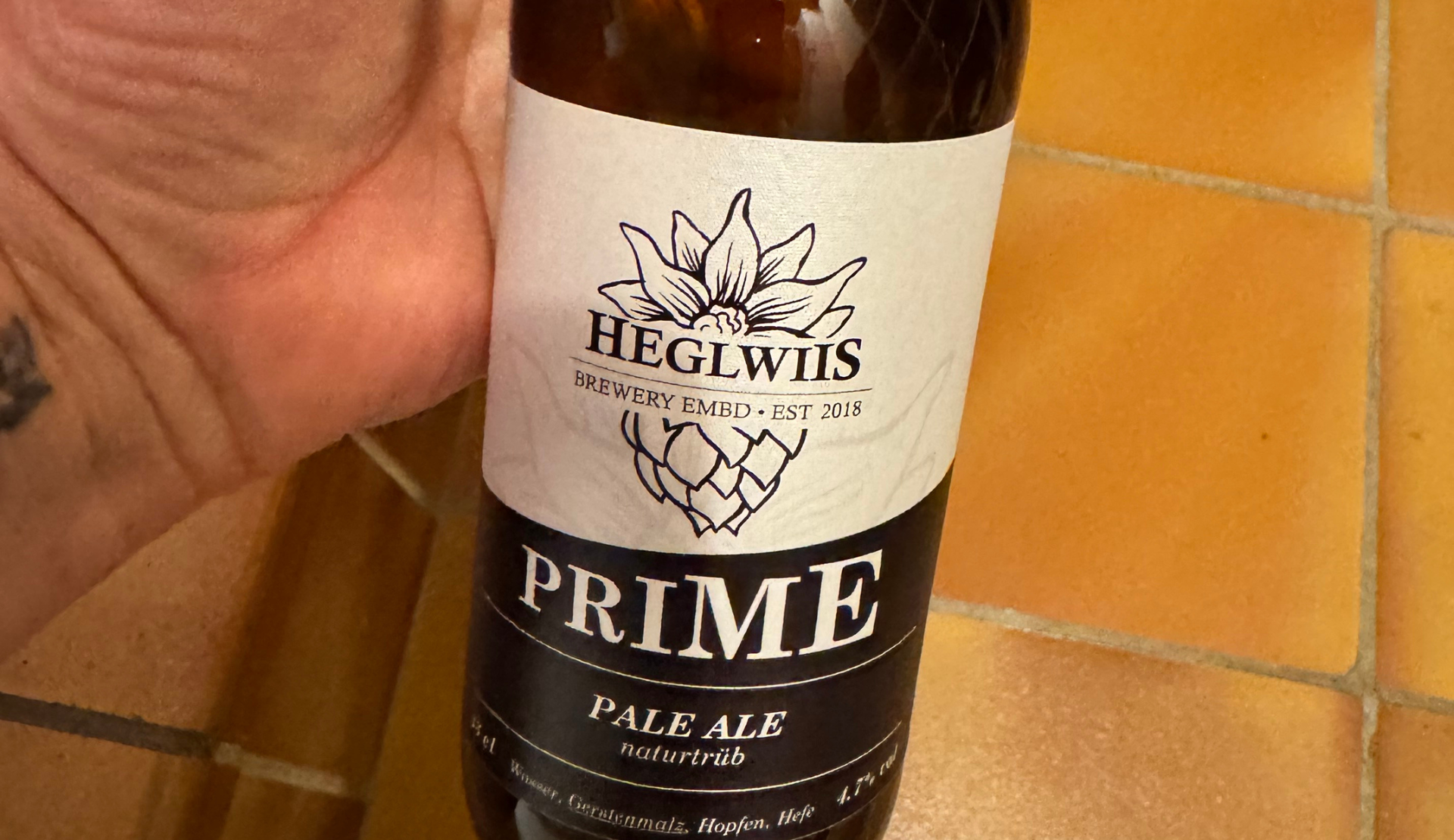 Heglwiis Pale Ale der Brewery Embd im Oberwallis