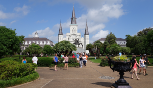 Blick auf die St. Louis Cathedral am Jackson Square in New Orleans