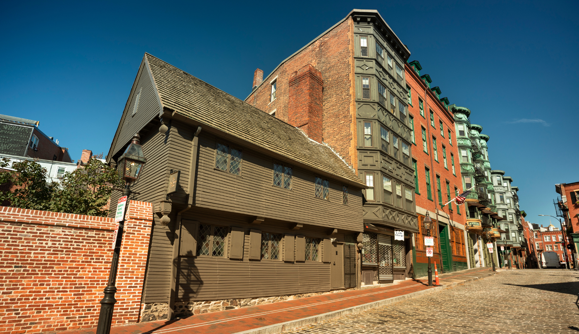 Paul Revere House in Boston mit historischer Holzfassade in der North End